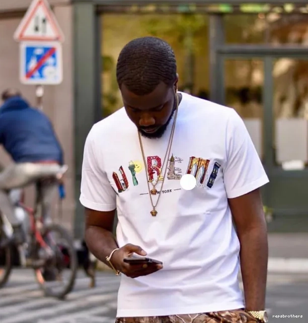 Rainbow XL Logo Embroidery Arc White sleeved Black M L City and Arc 19SS City S Tee T-shirt Short 0516